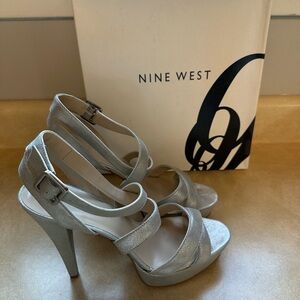 Nine West Silver Suede Strappy Platform Sandals